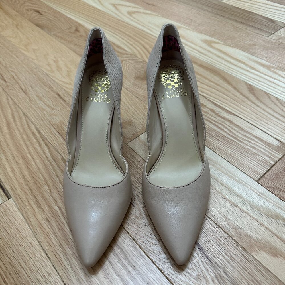 Vince Camuto Airmosah Pumps -Millwood - Size 8